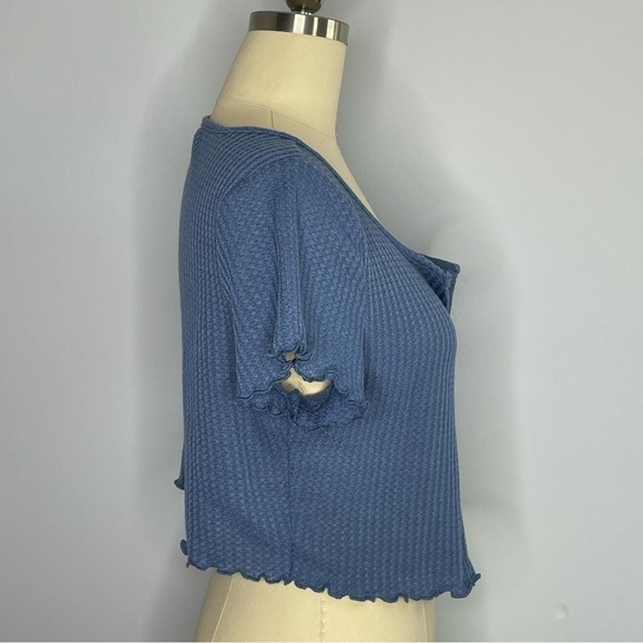 SHEIN Curve EZwear Lettuce Edge Button Front Waffle Knit Top- Size 2XL - Picture 3 of 5